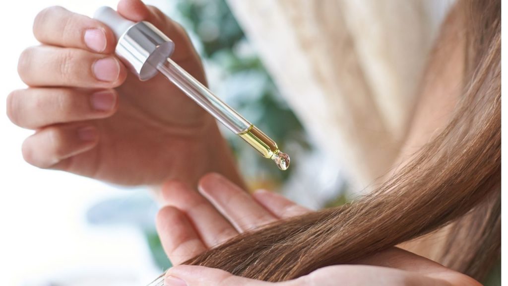 5 Korean Hair Serums to Tame Spring Frizz